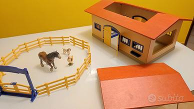 Fattoria Stalla Schleich in legno e animali 