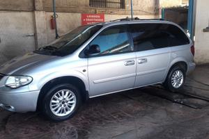 Chrysler sette posti