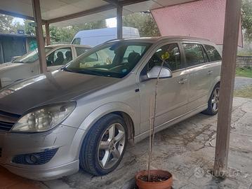 Opel. astra
