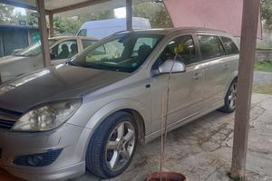 Opel. astra
