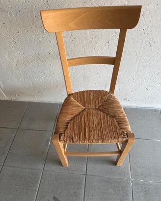 Sedia legno chiaro con seduta in paglia