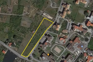 Terreno di 9086 m² a Boscotrecase