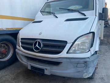 MERCEDES SPRINTER 415 419 515 DEL 2010 PER RICAMBI