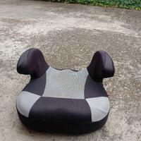 Rialzo per seggiolino auto