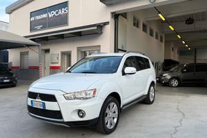 Mitsubishi Outlander 2.2 DI-D Instyle DPF 7 p.ti