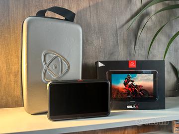 Atomos Ninja V Combo Completo con Valigetta