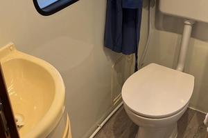 Bungalow con roulotte