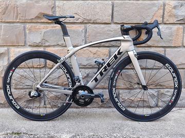 Trek Madone 9.5 Sram Red eTap elettronico