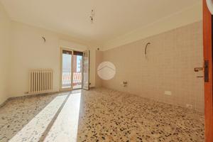 5 LOCALI A MANFREDONIA