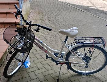 Bici graziella nuova con marce, cestello e pompa