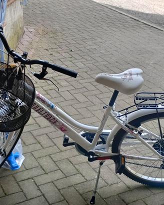 Bici graziella nuova con marce, cestello e pompa