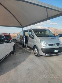 Noleggio 9 posti ed auto.