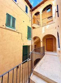 3 LOCALI A L'AQUILA