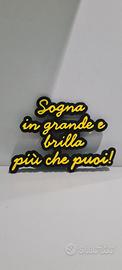 Scritta da parete "Sogna in grande"