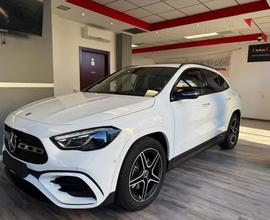 MERCEDES-BENZ GLA 200 Automatic AMG Line NIGHT E