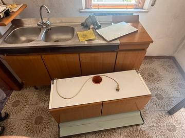 Cucina completa funzionante + vetrinetta