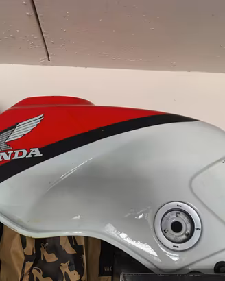 serbatoio honda vf 500