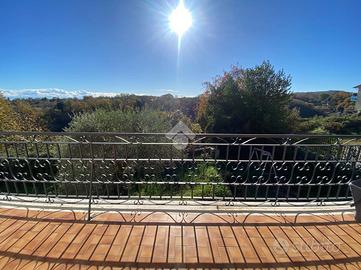 4 LOCALI A VALLERANO