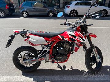 Swm SM 125 R