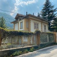 Villa liberty in Ceres ( To ) con parco secolare