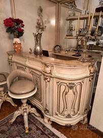 mobili stile Luigi xvi 