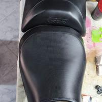 BMW GS  1250 selle standard e Adventu kit faretti