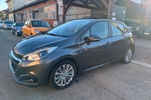 Peugeot 208 PureTech 82 5 porte Allure