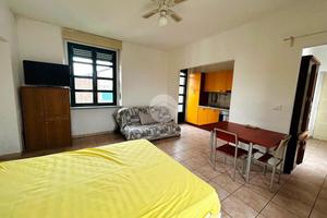 MONOLOCALE A CARIGNANO