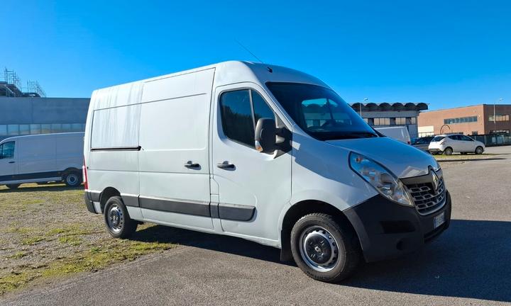 Renault Master - EURO 6 - Passo Medio Tetto Alto