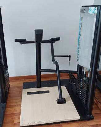Macchinario palestra GymTribe – Glutei e gambe