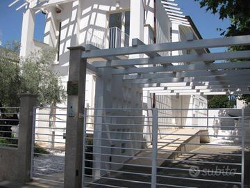 Villa di 253 m² con più di 5 locali a Camaiore