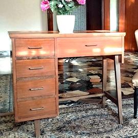 Scrivania macchina da cucire vintage Wester Necchi
