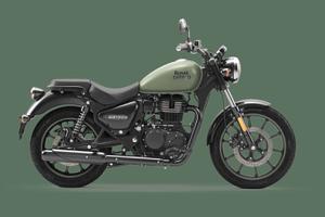 Royal Enfield Meteor 350 Stellar verde scuro