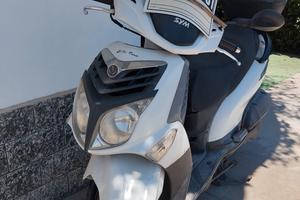 scooter SYM
