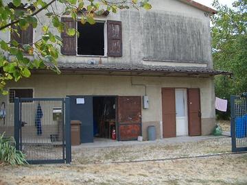 Casa indipendente + terreno 