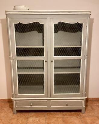 Armadio stile provenzale