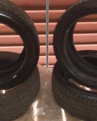 4 pneumatici  invernali 205/50/17 