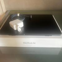 MacBook Air M2 2022