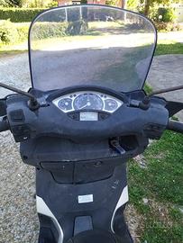 Yamaha xmax 250