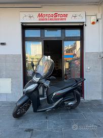 Honda sh 300i sport