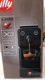 Macchina da caffè espresso X3 nero opaco illy