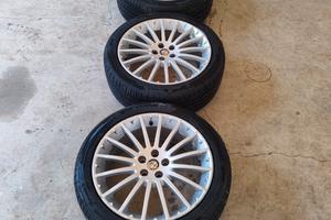 Cerchi e gomma Alfa 156sw 17"