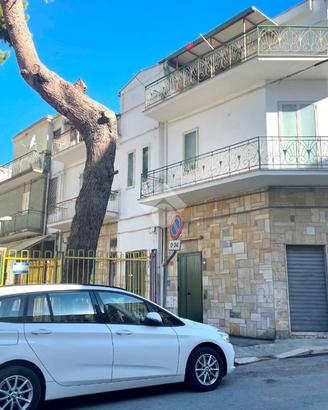 CASA INDIPENDENTE A CANOSA DI PUGLIA