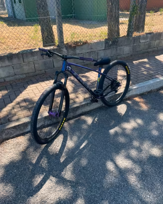 trek marlin 5 wheelie bike version