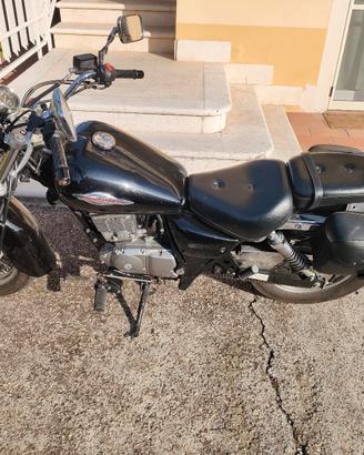 Suzuki GZ Marauder 125, Anno 2011, 30000 km