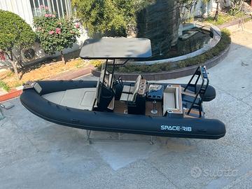 Gommone NUOVO 5,80 metri multiaccessoriato