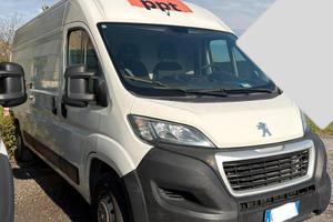 Peugeot Boxer MAXI 2.2HDI 140CV 2020