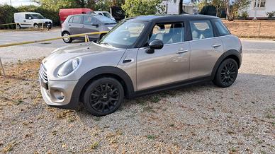 Mini 1.5 Cooper D Baker Street
