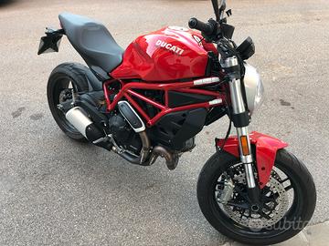 Ducati Monster 797