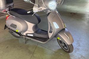 Vespa 300 tech